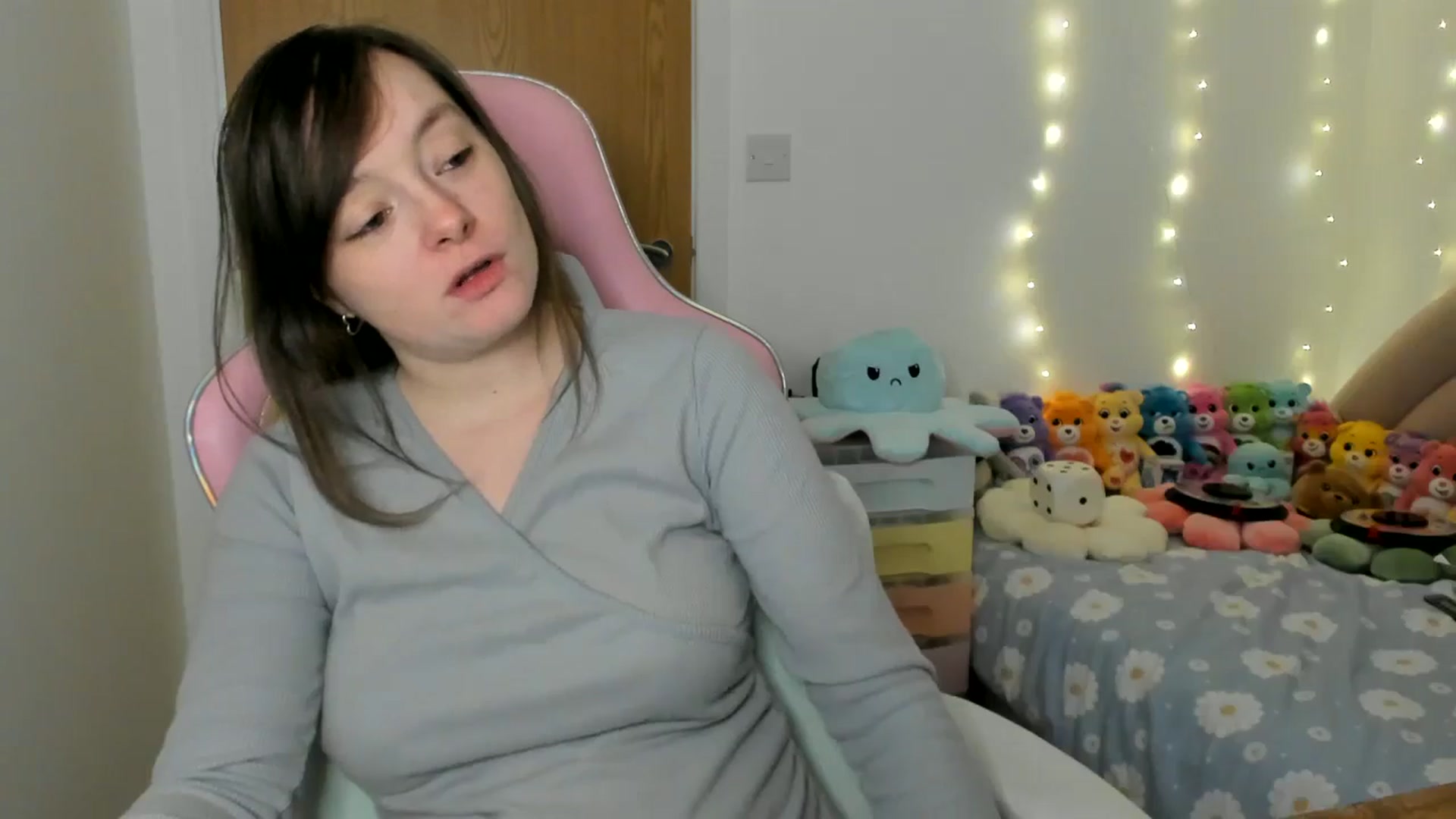 Gallery image thumbnail from JessieBear_'s myfreecams stream on, 12/05/2024, 17:57 image 20 of 20