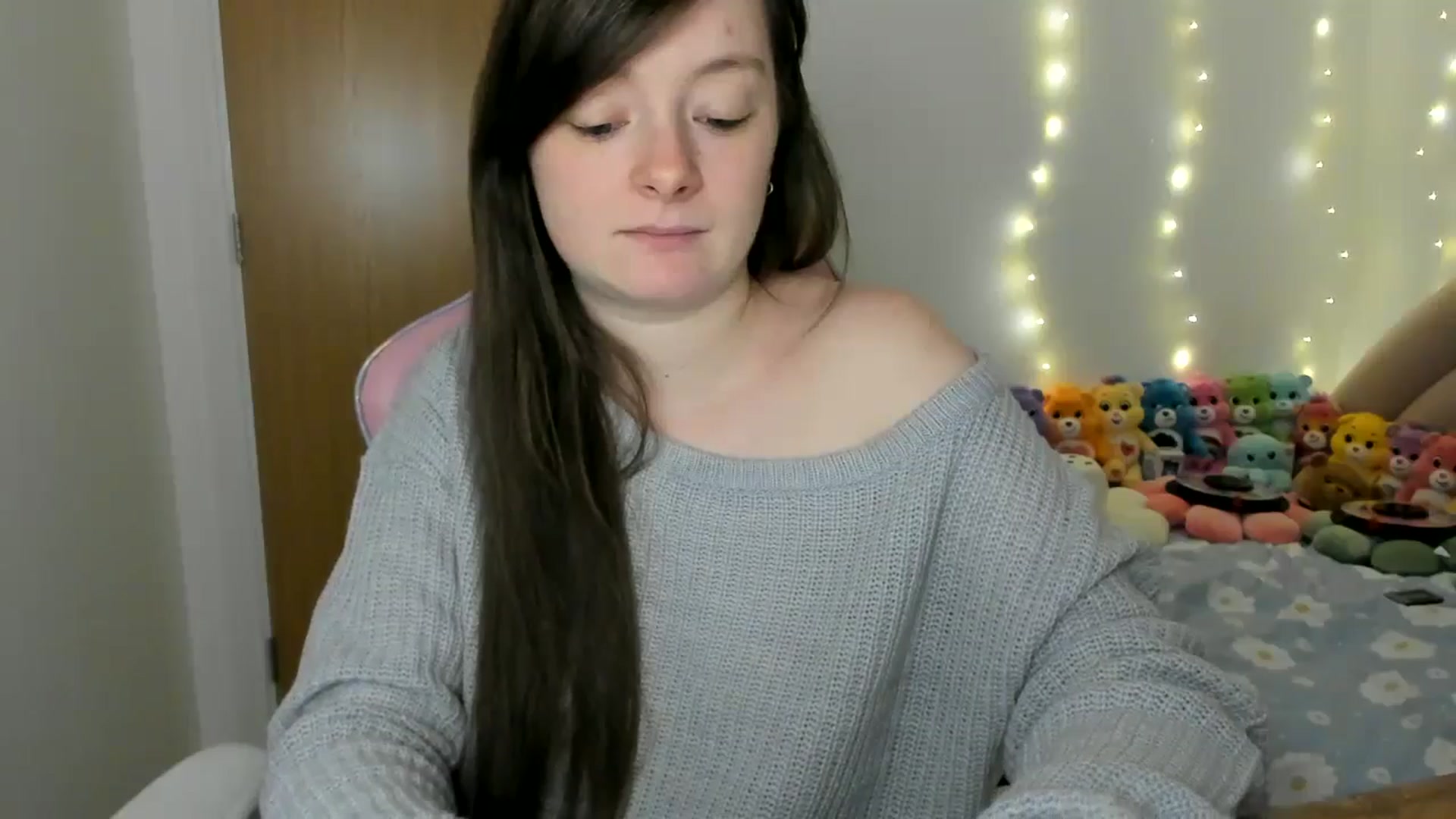 Gallery image thumbnail from JessieBear_'s myfreecams stream on, 12/06/2024, 18:12 image 9 of 20