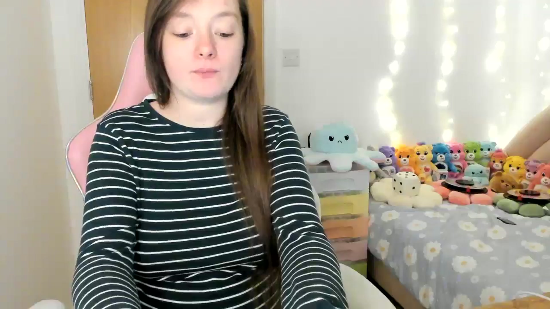 Gallery image thumbnail from JessieBear_'s myfreecams stream on, 12/09/2024, 17:24 image 11 of 20