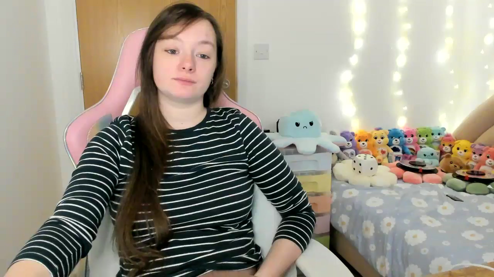 Gallery image thumbnail from JessieBear_'s myfreecams stream on, 12/09/2024, 17:24 image 9 of 20