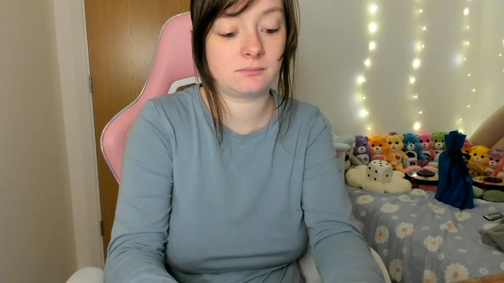 Gallery image thumbnail from JessieBear_'s myfreecams stream on, 12/23/2024, 16:49 image 16 of 20