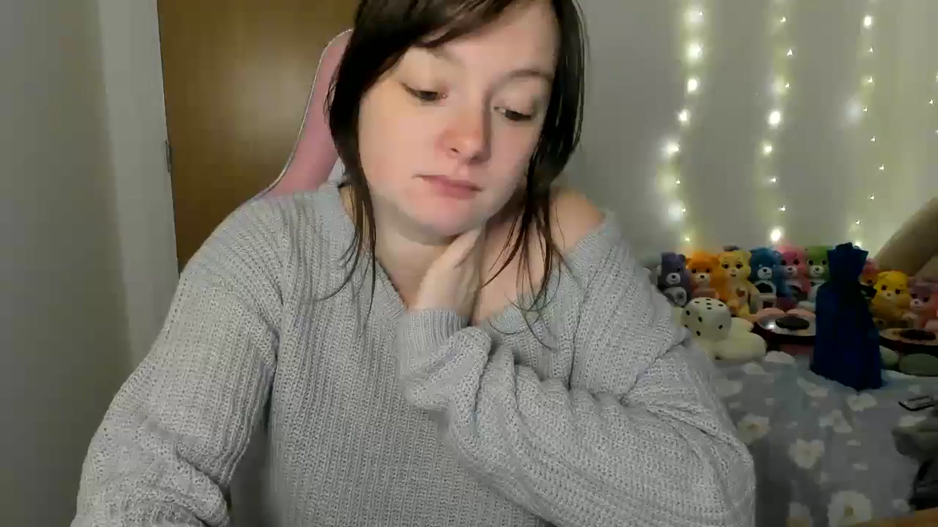 Gallery image thumbnail from JessieBear_'s myfreecams stream on, 12/23/2024, 17:49 image 2 of 20