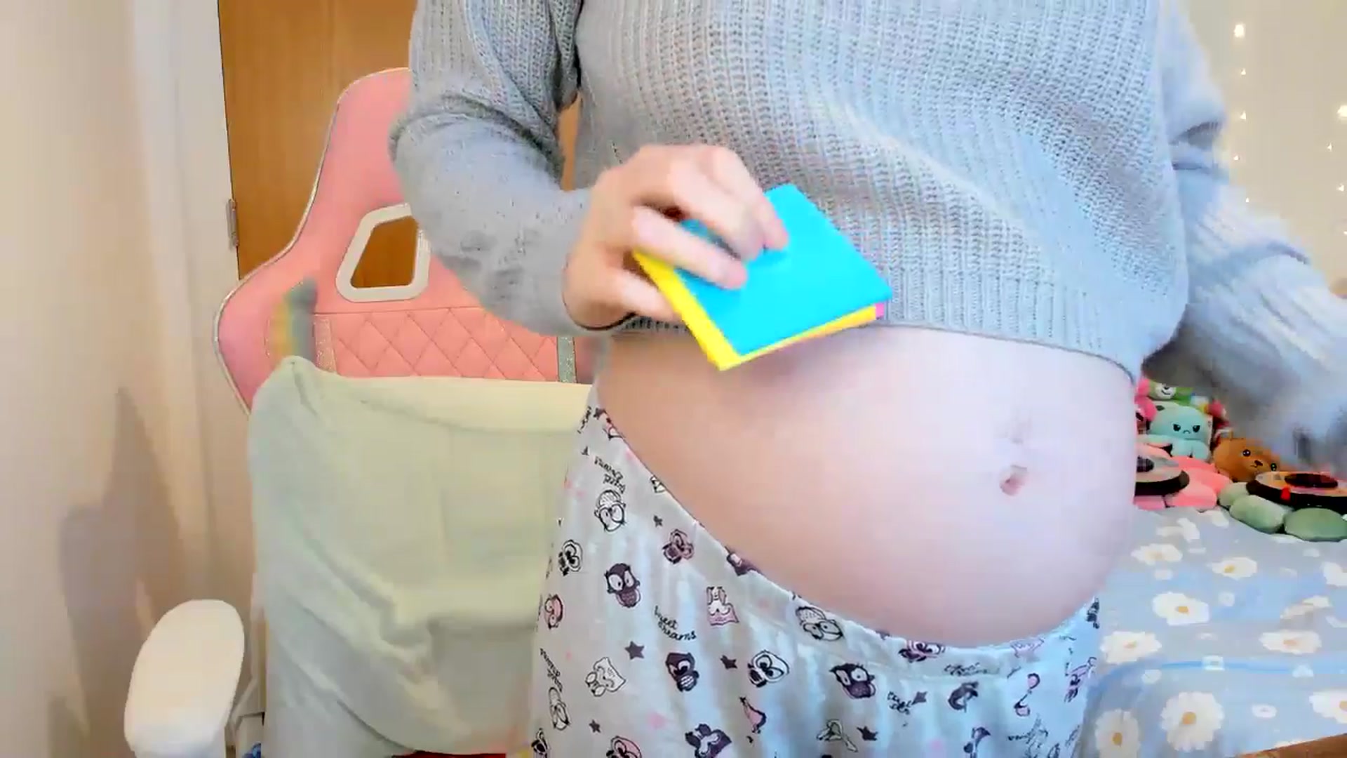 Gallery image thumbnail from JessieBear_'s myfreecams stream on, 12/30/2024, 14:34 image 7 of 20