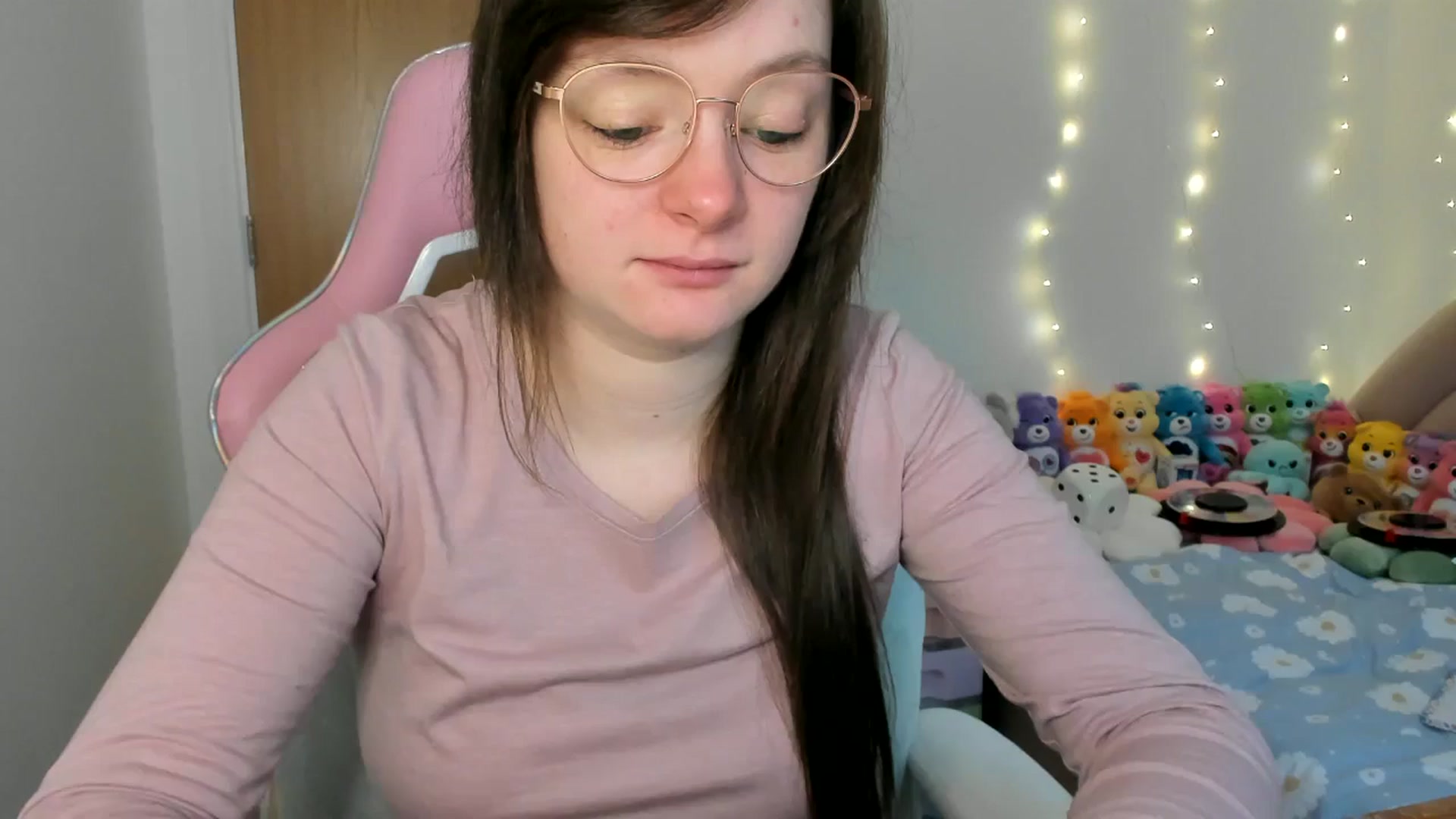 Gallery image thumbnail from JessieBear_'s myfreecams stream on, 12/31/2024, 15:54 image 8 of 20