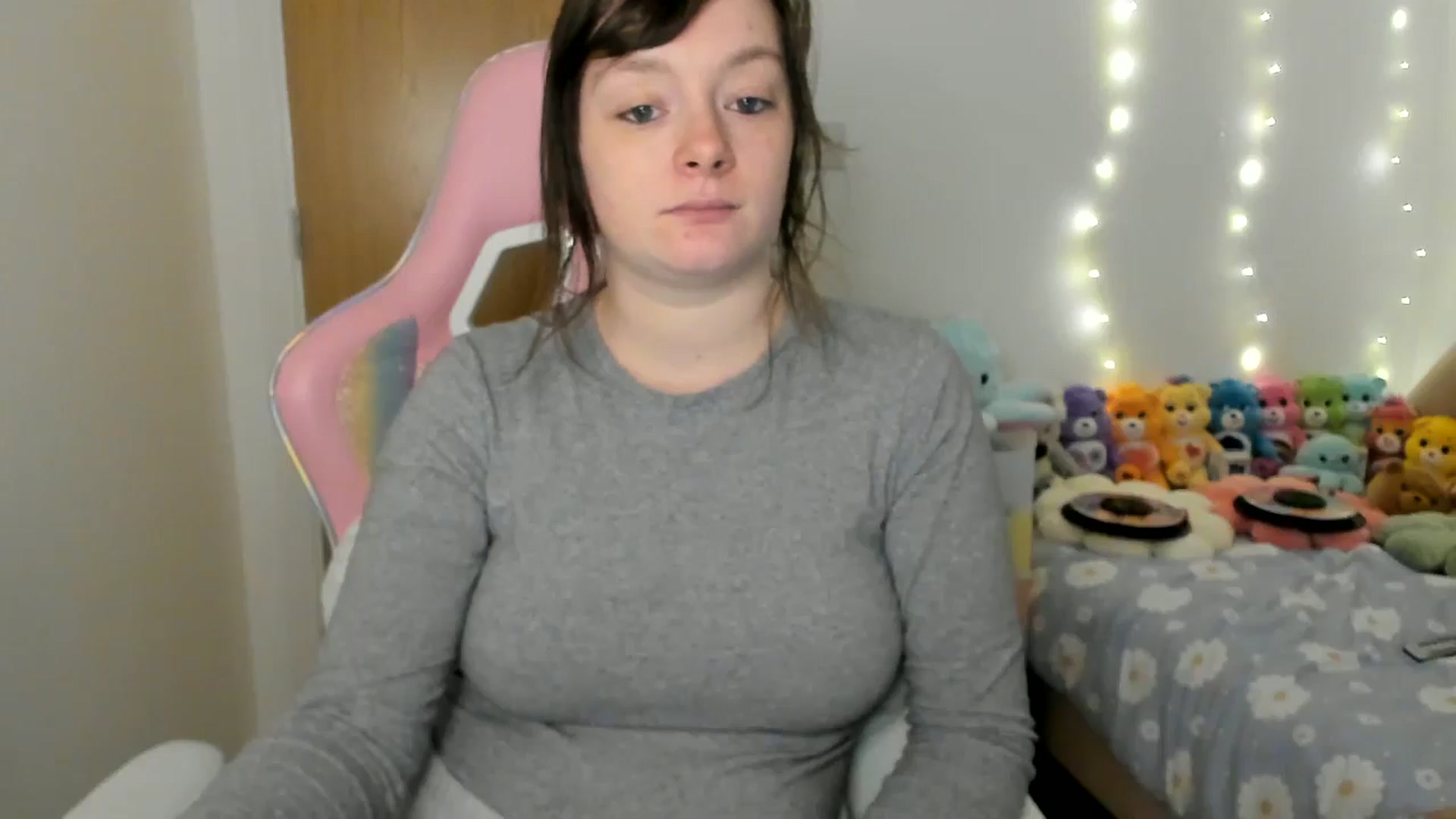 Gallery image thumbnail from JessieBear_'s myfreecams stream on, 01/03/2025, 18:03 image 8 of 20