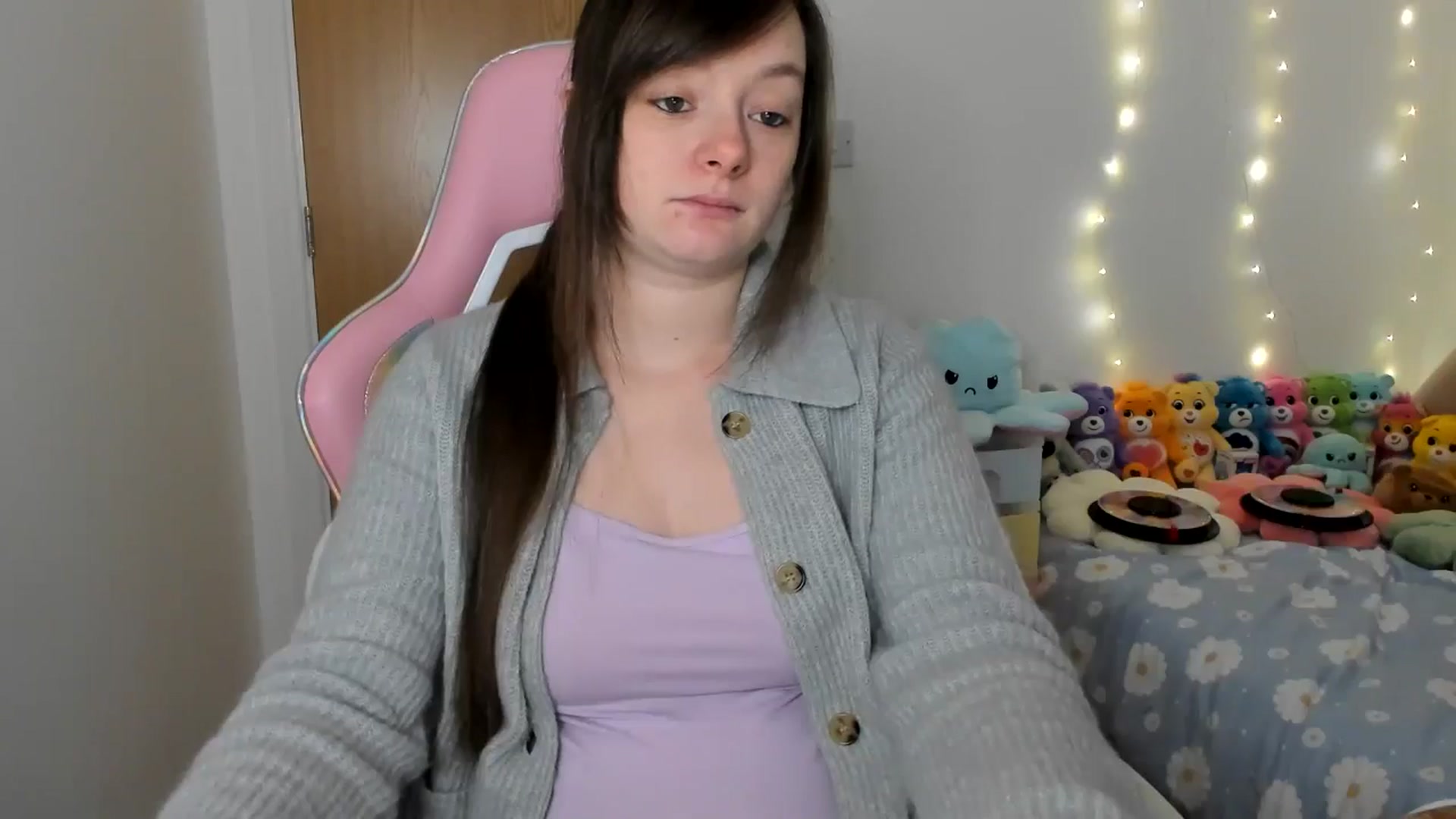 Gallery image thumbnail from JessieBear_'s myfreecams stream on, 01/07/2025, 16:06 image 6 of 20