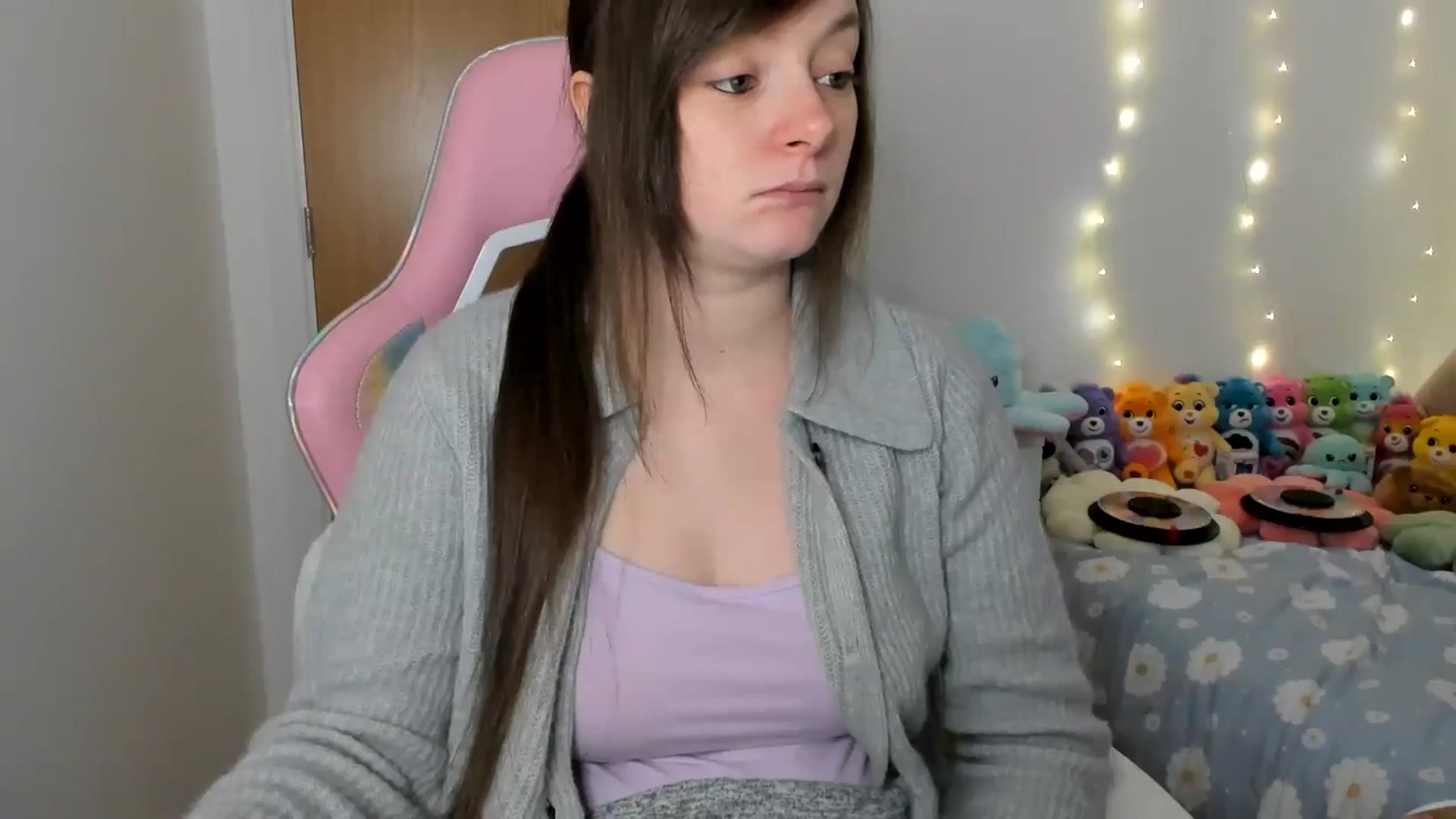 Gallery image thumbnail from JessieBear_'s myfreecams stream on, 01/07/2025, 16:06 image 5 of 20