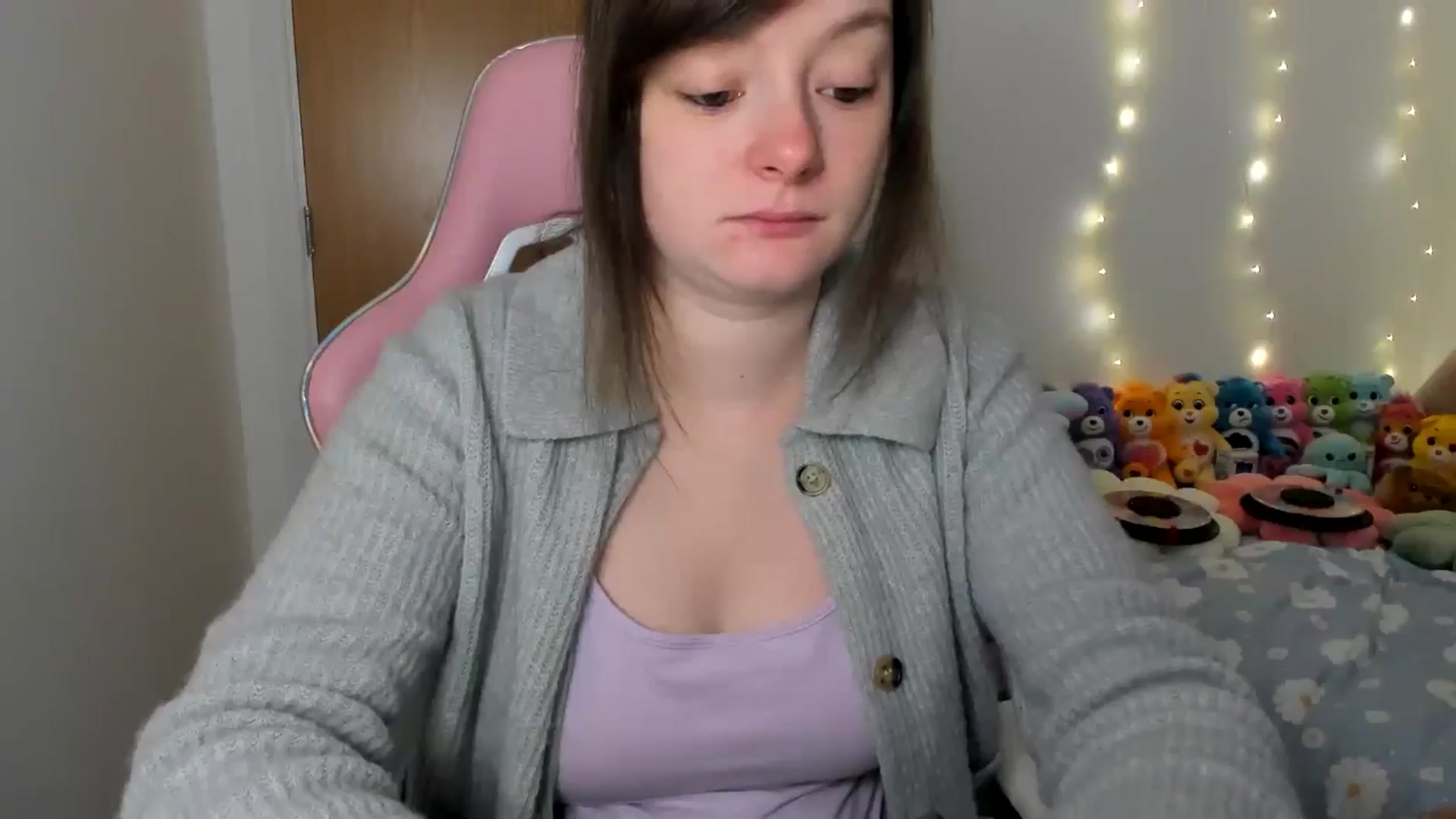 Gallery image thumbnail from JessieBear_'s myfreecams stream on, 01/07/2025, 16:06 image 17 of 20