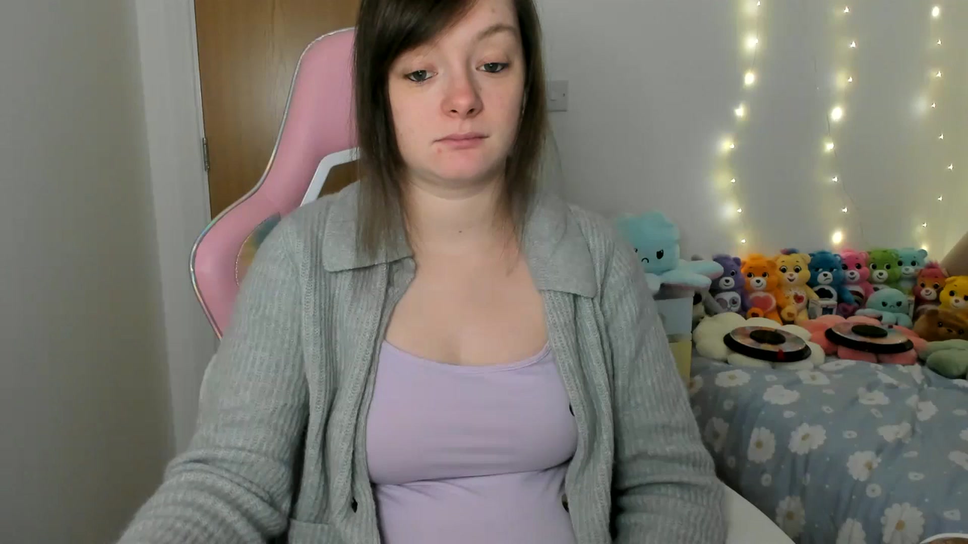 Gallery image thumbnail from JessieBear_'s myfreecams stream on, 01/07/2025, 16:06 image 3 of 20