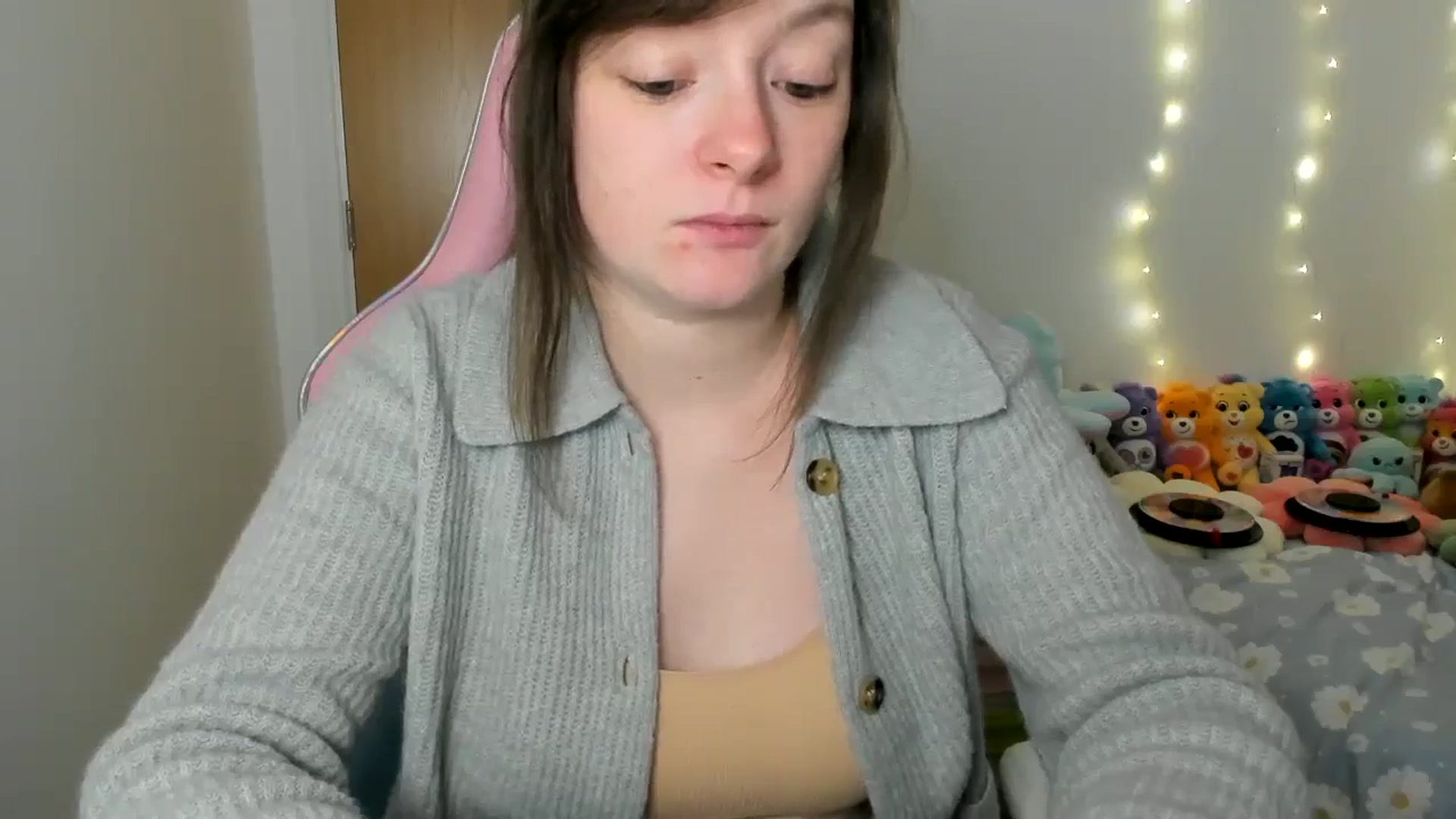 Gallery image thumbnail from JessieBear_'s myfreecams stream on, 01/07/2025, 17:51 image 9 of 20