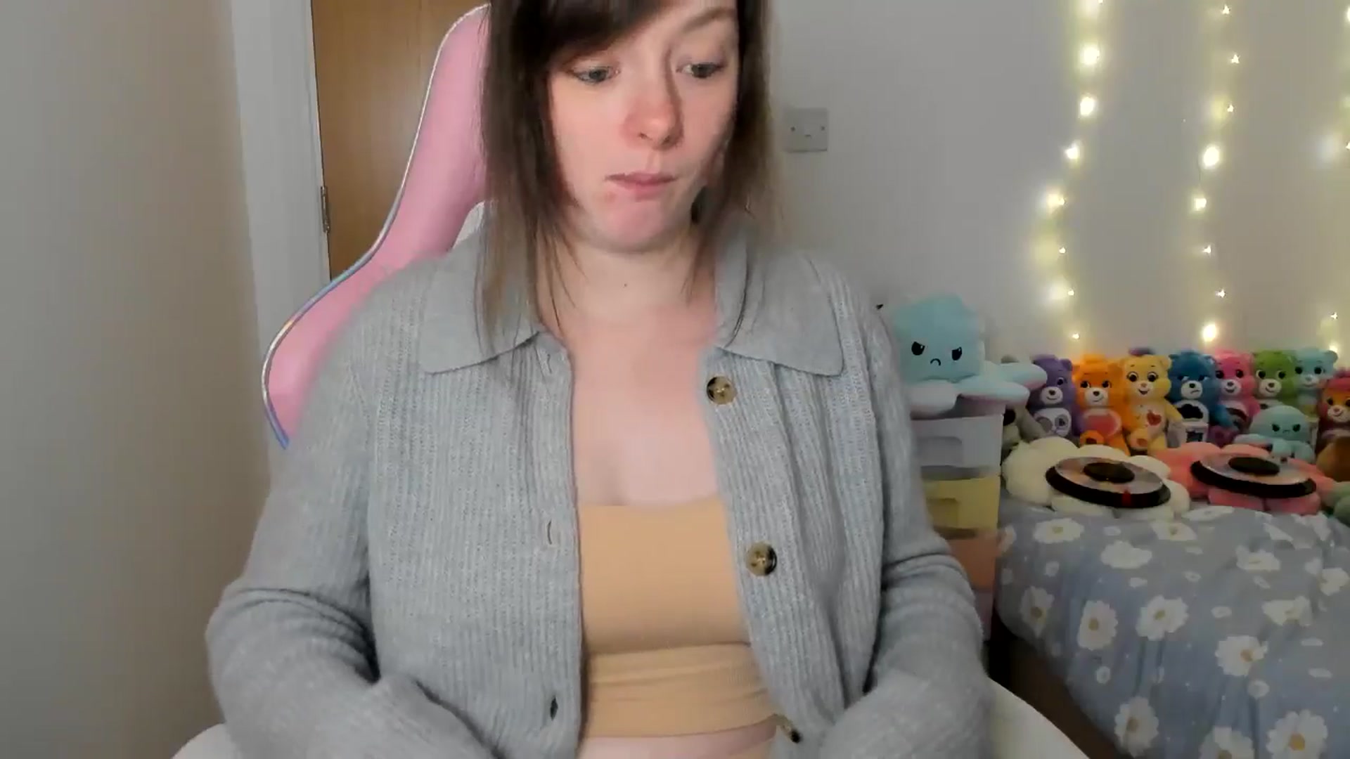 Gallery image thumbnail from JessieBear_'s myfreecams stream on, 01/07/2025, 17:51 image 12 of 20