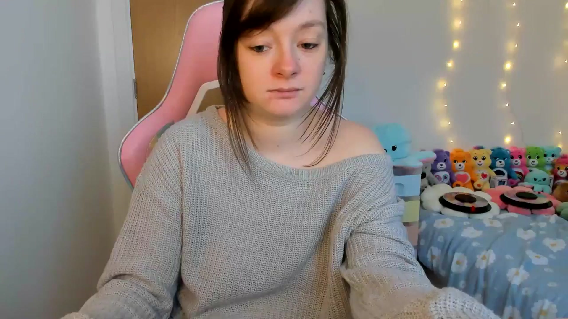 Gallery image thumbnail from JessieBear_'s myfreecams stream on, 01/09/2025, 15:57 image 18 of 20