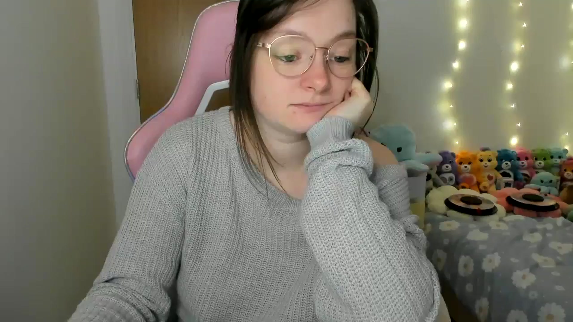 Gallery image thumbnail from JessieBear_'s myfreecams stream on, 01/09/2025, 17:31 image 11 of 20