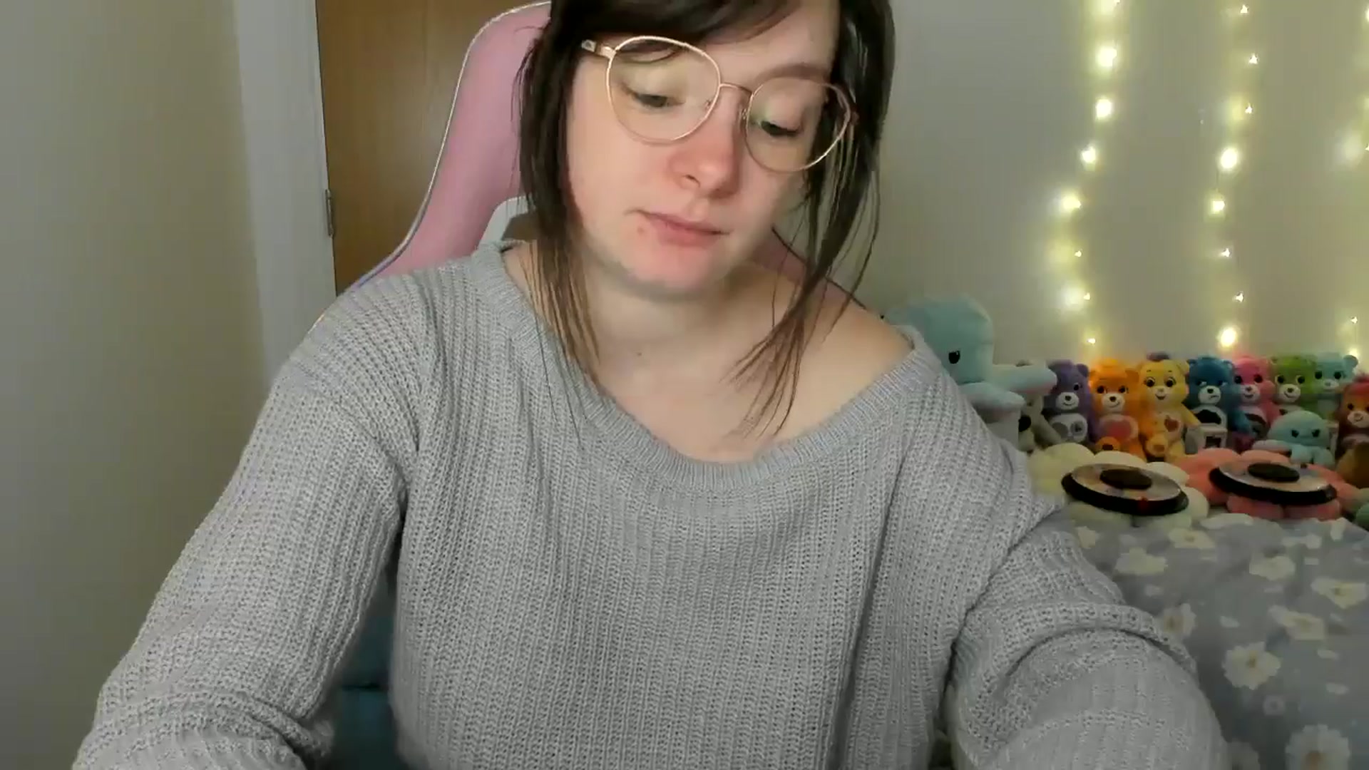 Gallery image thumbnail from JessieBear_'s myfreecams stream on, 01/09/2025, 17:31 image 9 of 20