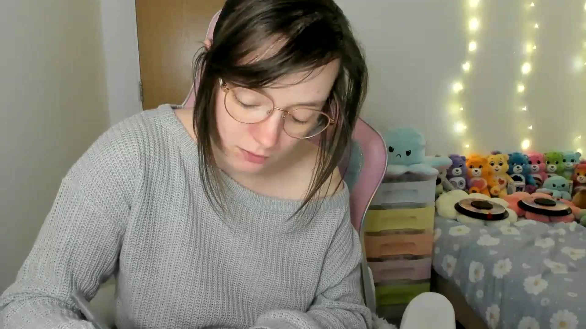 Gallery image thumbnail from JessieBear_'s myfreecams stream on, 01/09/2025, 17:31 image 15 of 20