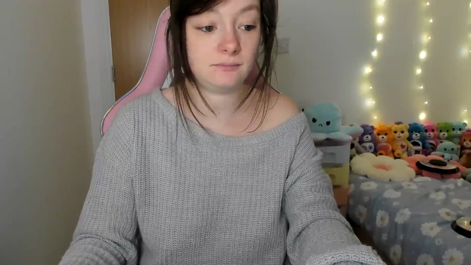 Gallery image thumbnail from JessieBear_'s myfreecams stream on, 01/09/2025, 18:02 image 20 of 20