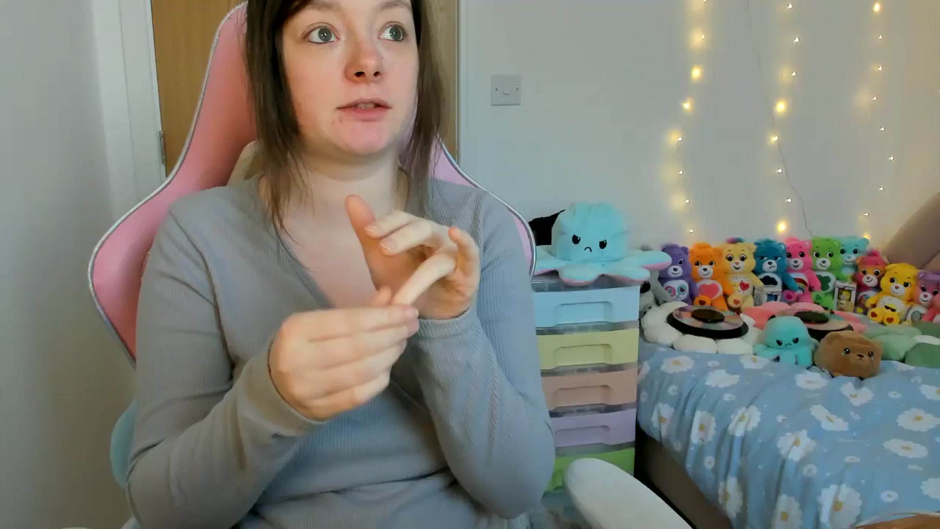 Gallery image thumbnail from JessieBear_'s myfreecams stream on, 01/10/2025, 16:20 image 4 of 20