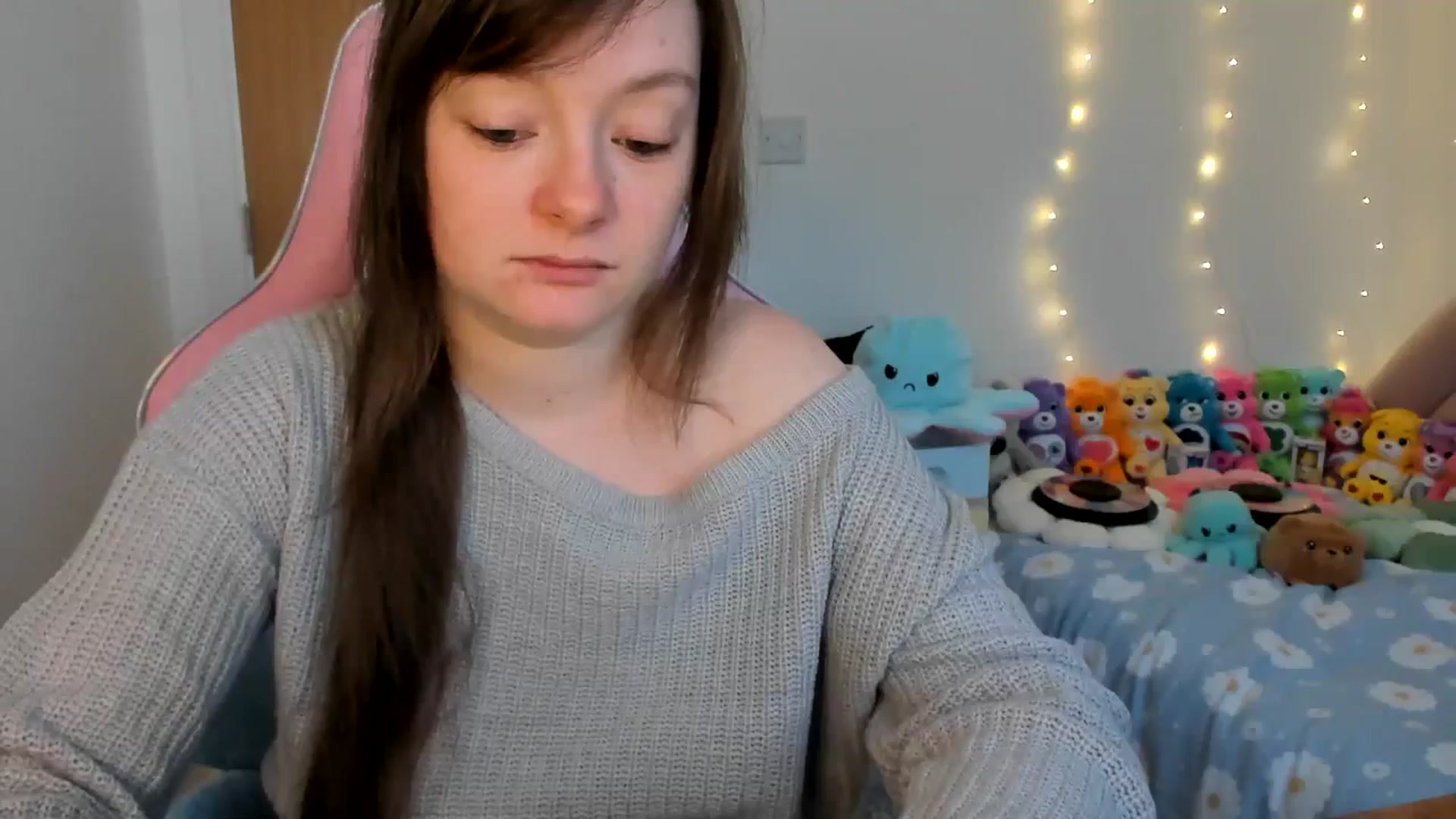 Gallery image thumbnail from JessieBear_'s myfreecams stream on, 01/10/2025, 16:20 image 15 of 20