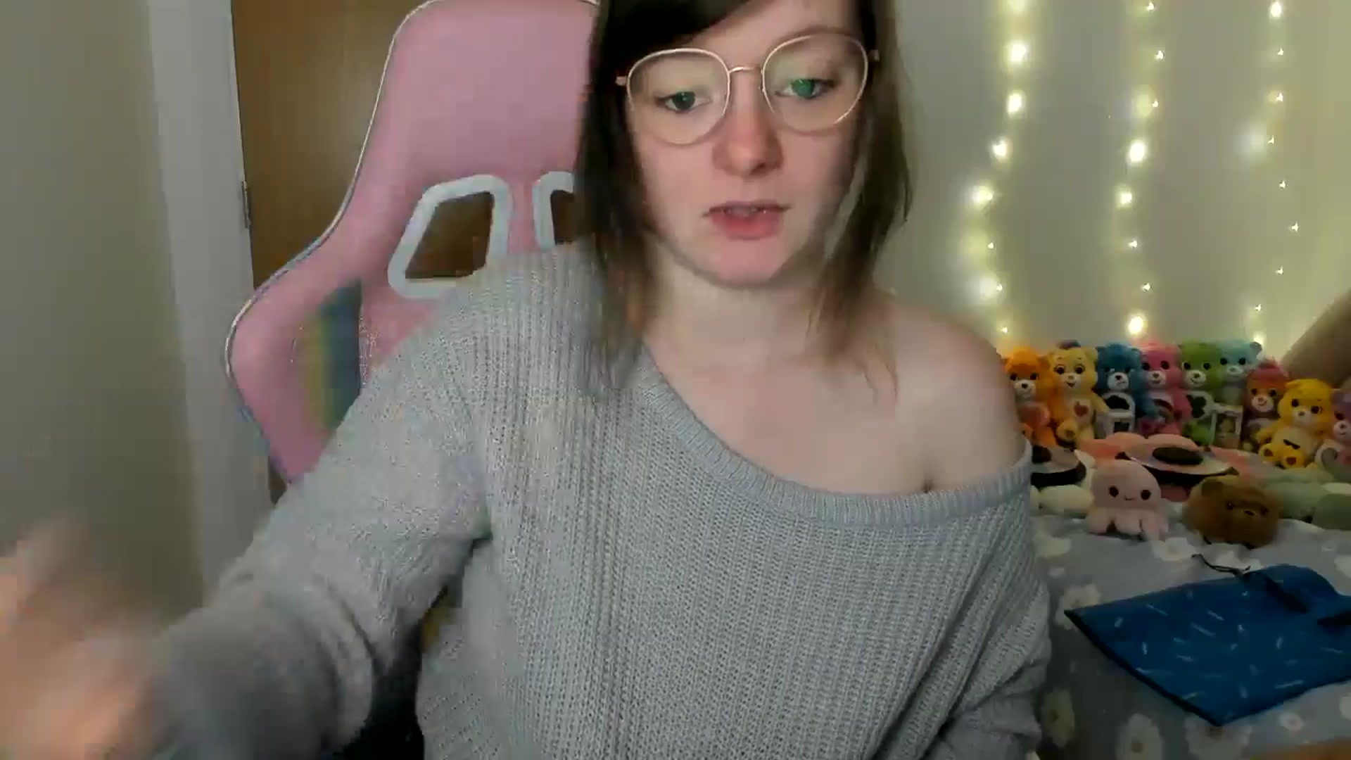 Gallery image thumbnail from JessieBear_'s myfreecams stream on, 01/10/2025, 17:16 image 18 of 20