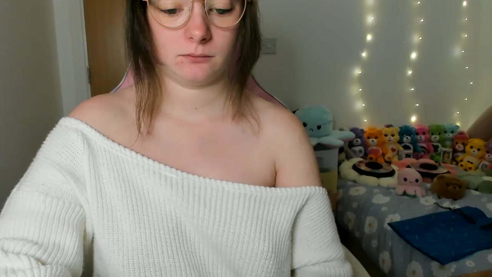 Gallery image thumbnail from JessieBear_'s myfreecams stream on, 01/10/2025, 18:01 image 7 of 20