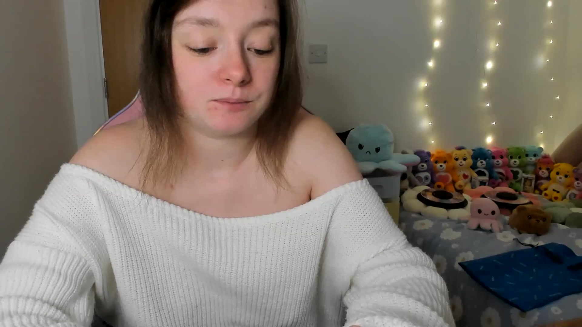 Gallery image thumbnail from JessieBear_'s myfreecams stream on, 01/10/2025, 18:01 image 19 of 20