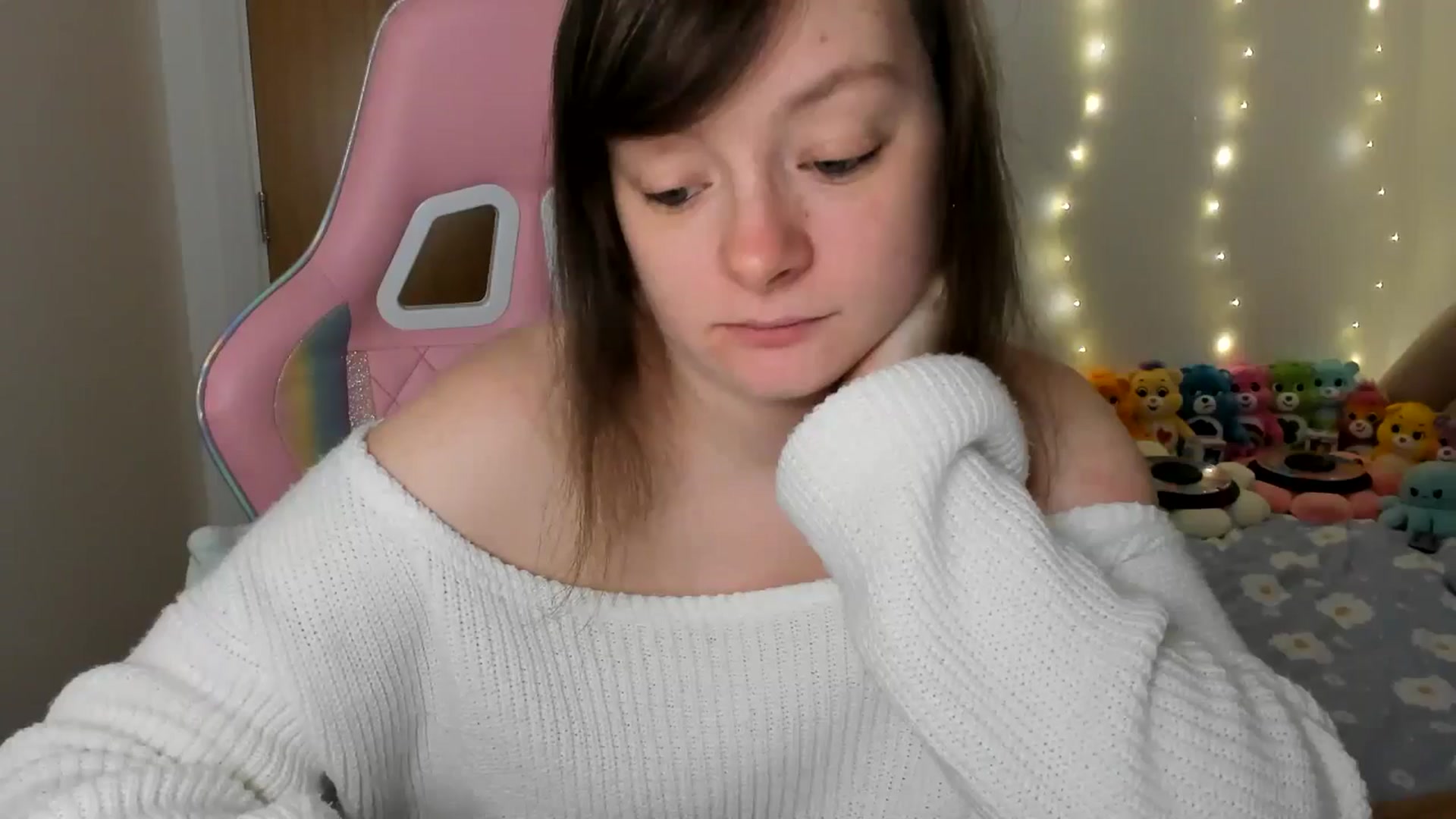 Gallery image thumbnail from JessieBear_'s myfreecams stream on, 01/17/2025, 17:21 image 20 of 20