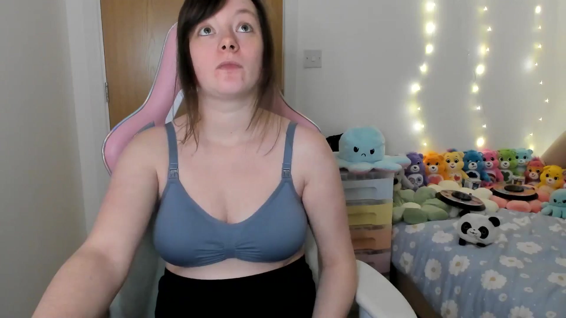 Gallery image thumbnail from JessieBear_'s myfreecams stream on, 01/21/2025, 18:06 image 20 of 20