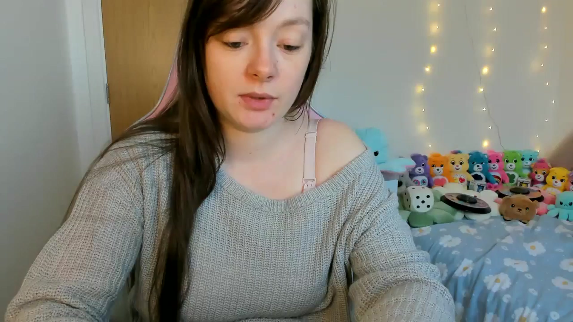 Gallery image thumbnail from JessieBear_'s myfreecams stream on, 01/24/2025, 15:58 image 1 of 20