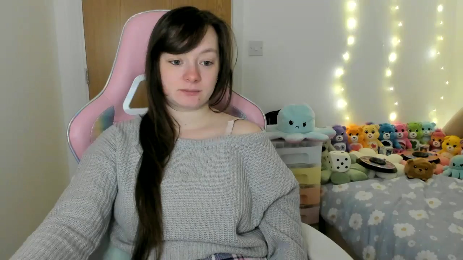 Gallery image thumbnail from JessieBear_'s myfreecams stream on, 01/24/2025, 18:17 image 14 of 20