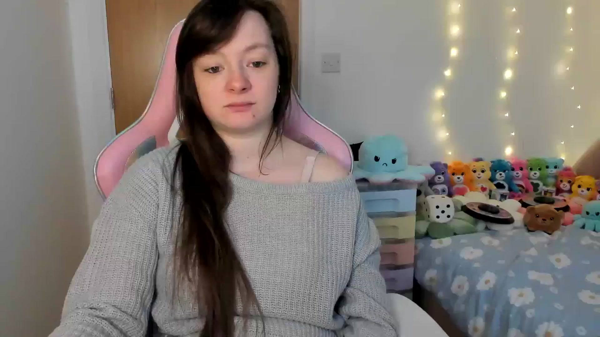 Gallery image thumbnail from JessieBear_'s myfreecams stream on, 01/24/2025, 18:17 image 5 of 20