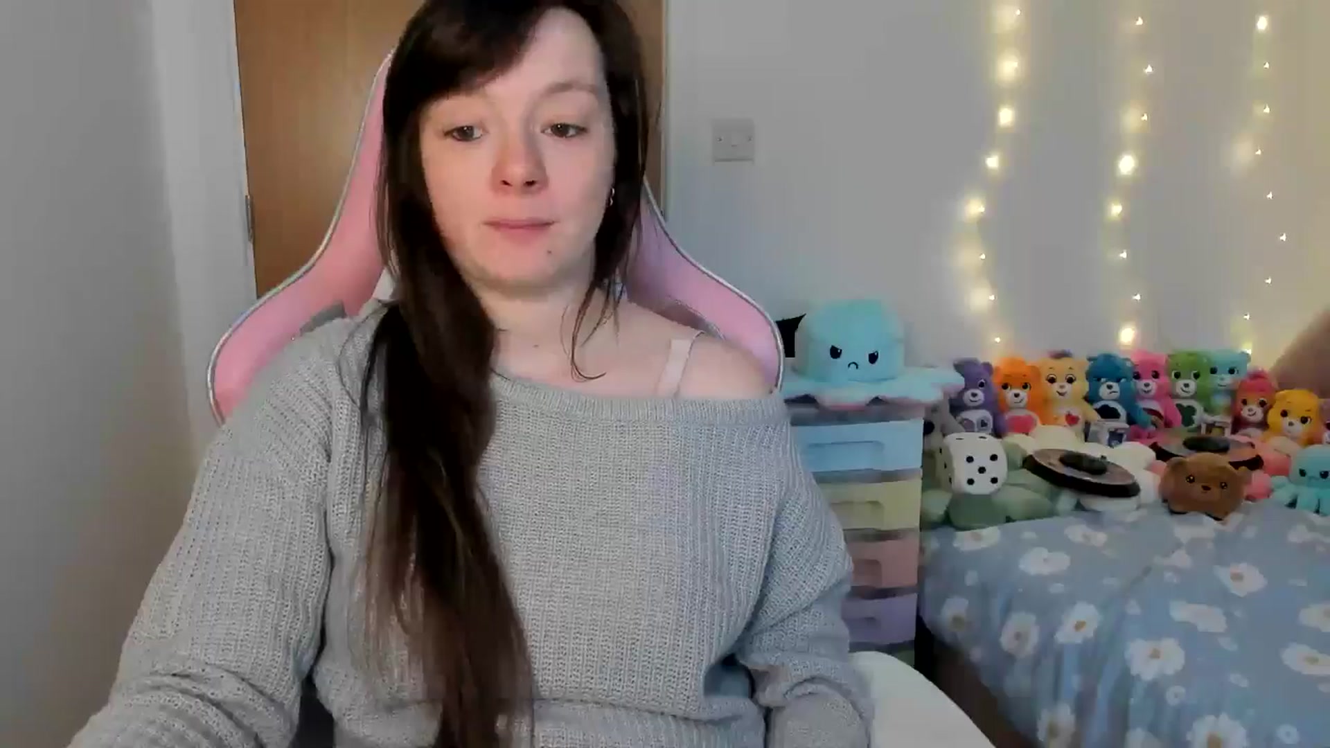 Gallery image thumbnail from JessieBear_'s myfreecams stream on, 01/24/2025, 18:17 image 4 of 20