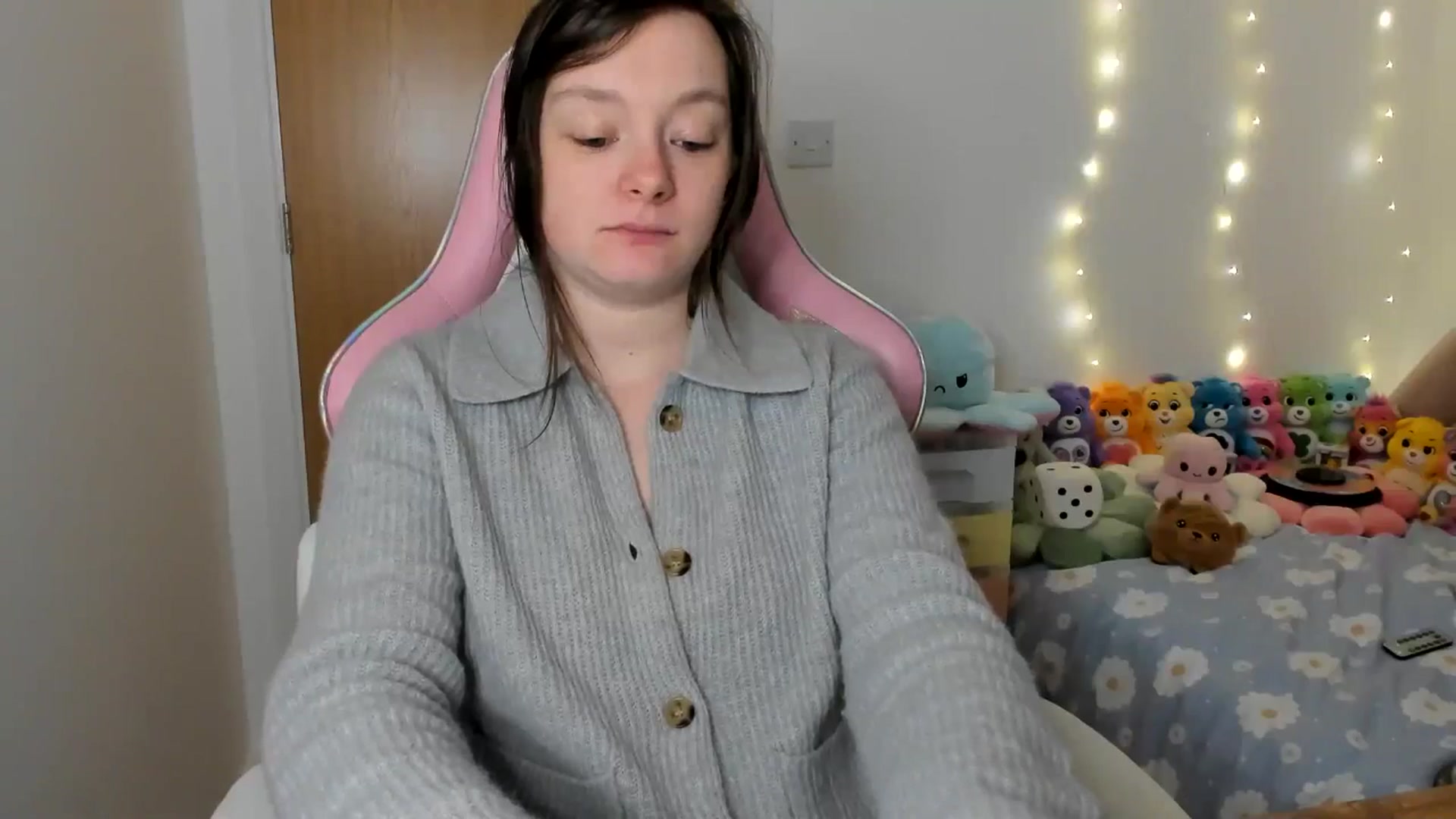 Gallery image thumbnail from JessieBear_'s myfreecams stream on, 01/27/2025, 18:00 image 6 of 20