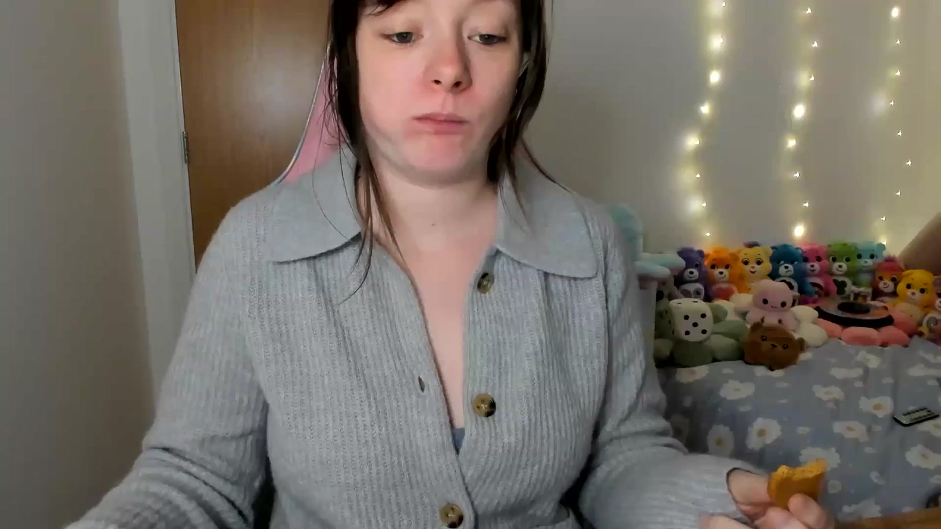 Gallery image thumbnail from JessieBear_'s myfreecams stream on, 01/27/2025, 18:00 image 1 of 20
