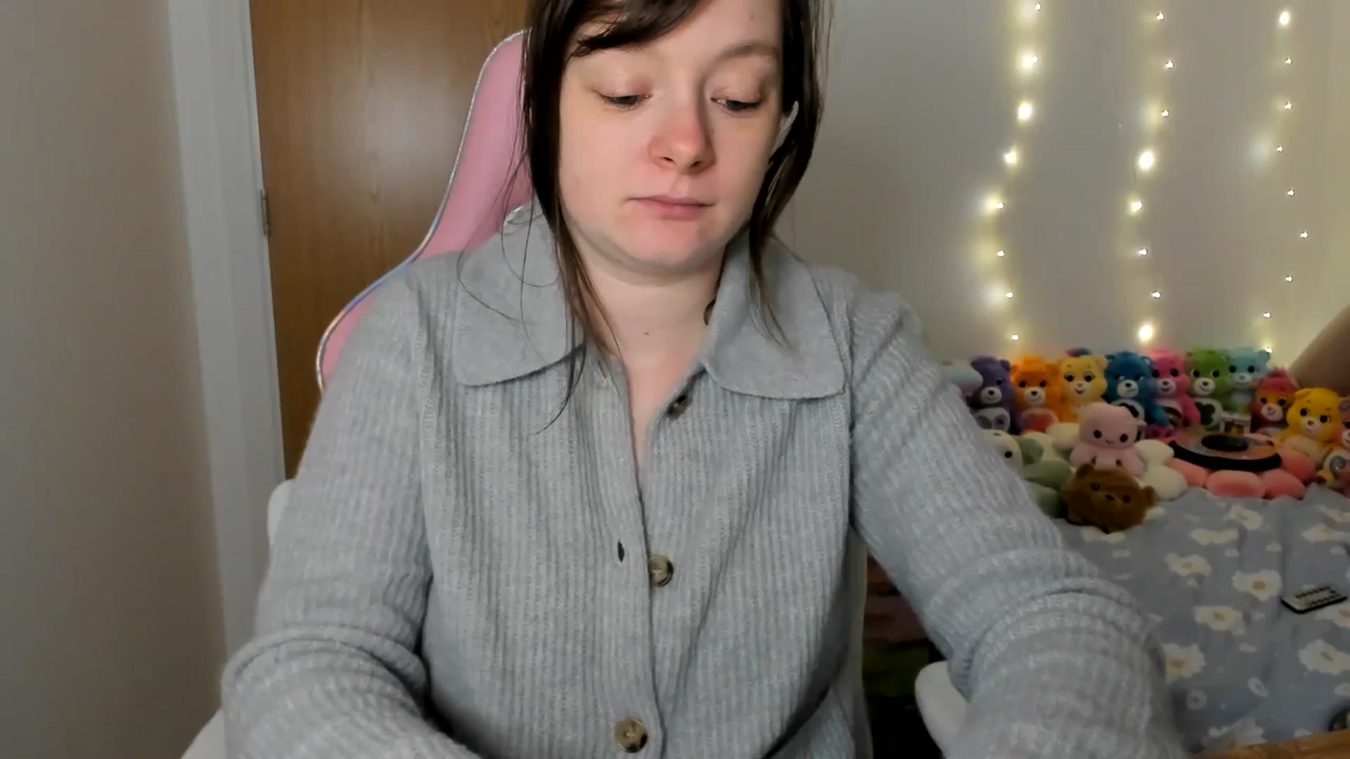 Gallery image thumbnail from JessieBear_'s myfreecams stream on, 01/27/2025, 18:00 image 15 of 20