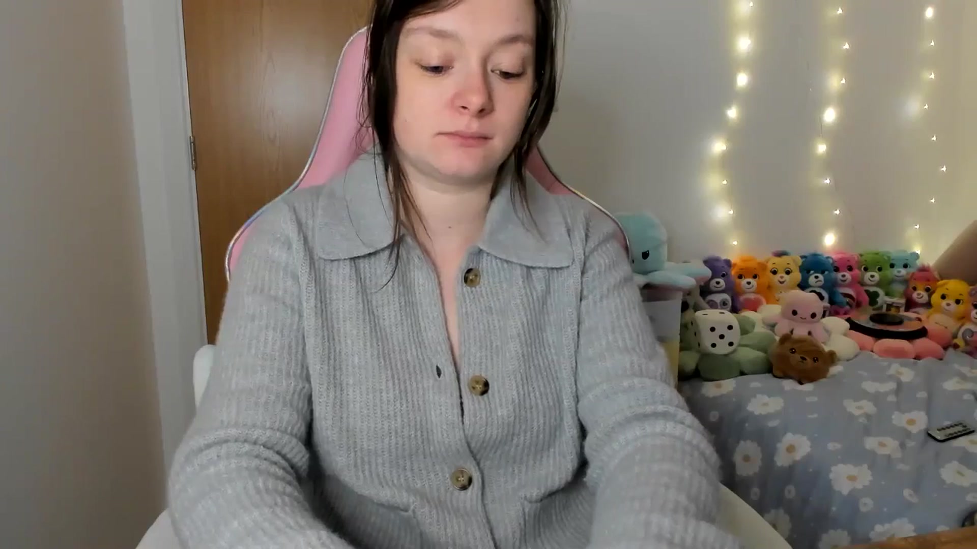 Gallery image thumbnail from JessieBear_'s myfreecams stream on, 01/27/2025, 18:00 image 9 of 20