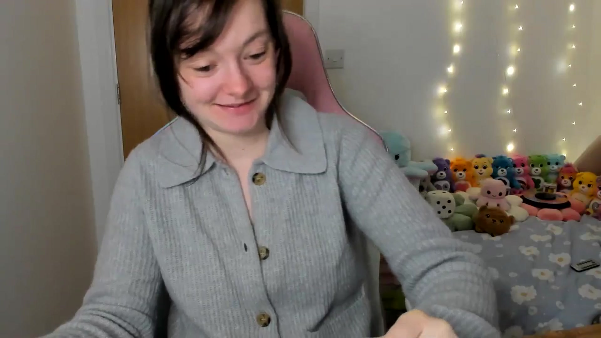 Gallery image thumbnail from JessieBear_'s myfreecams stream on, 01/27/2025, 18:00 image 10 of 20