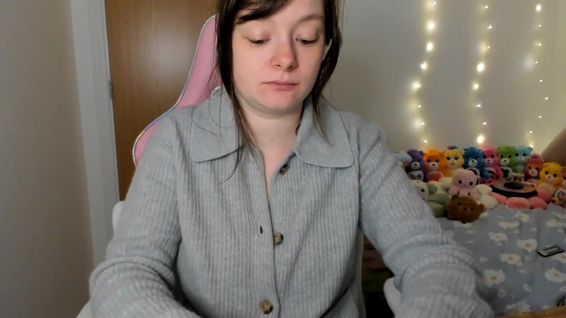 Gallery image thumbnail from JessieBear_'s myfreecams stream on, 01/27/2025, 18:00 image 16 of 20