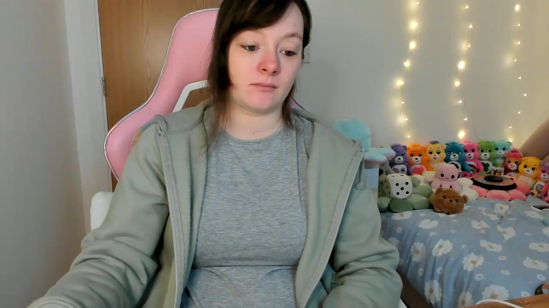 Gallery image thumbnail from JessieBear_'s myfreecams stream on, 01/28/2025, 16:14 image 13 of 20