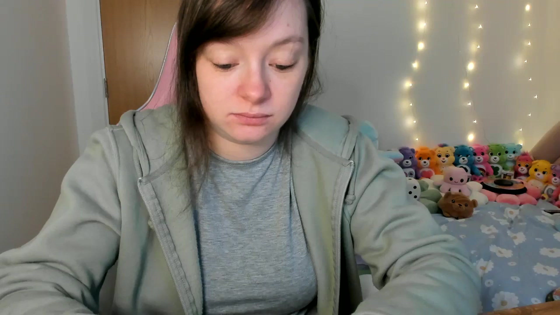 Gallery image thumbnail from JessieBear_'s myfreecams stream on, 01/28/2025, 16:14 image 19 of 20