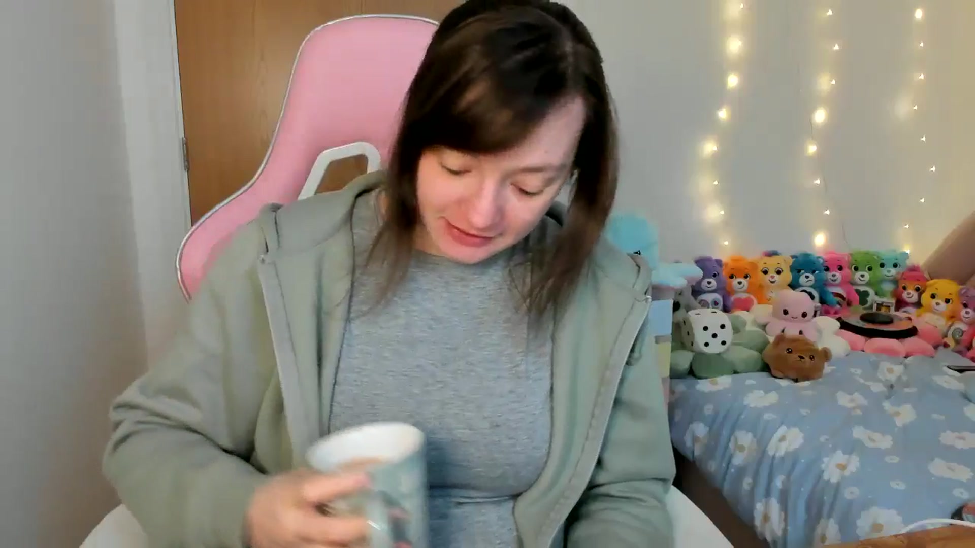 Gallery image thumbnail from JessieBear_'s myfreecams stream on, 01/28/2025, 16:14 image 3 of 20