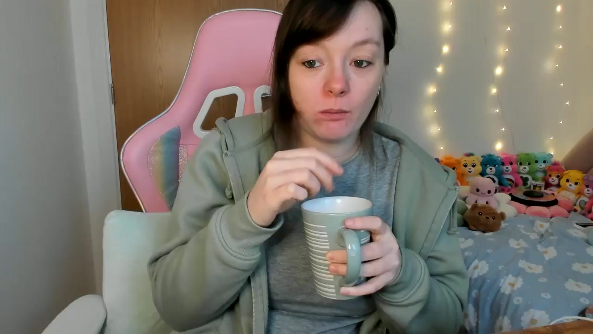 Gallery image thumbnail from JessieBear_'s myfreecams stream on, 01/28/2025, 16:14 image 4 of 20