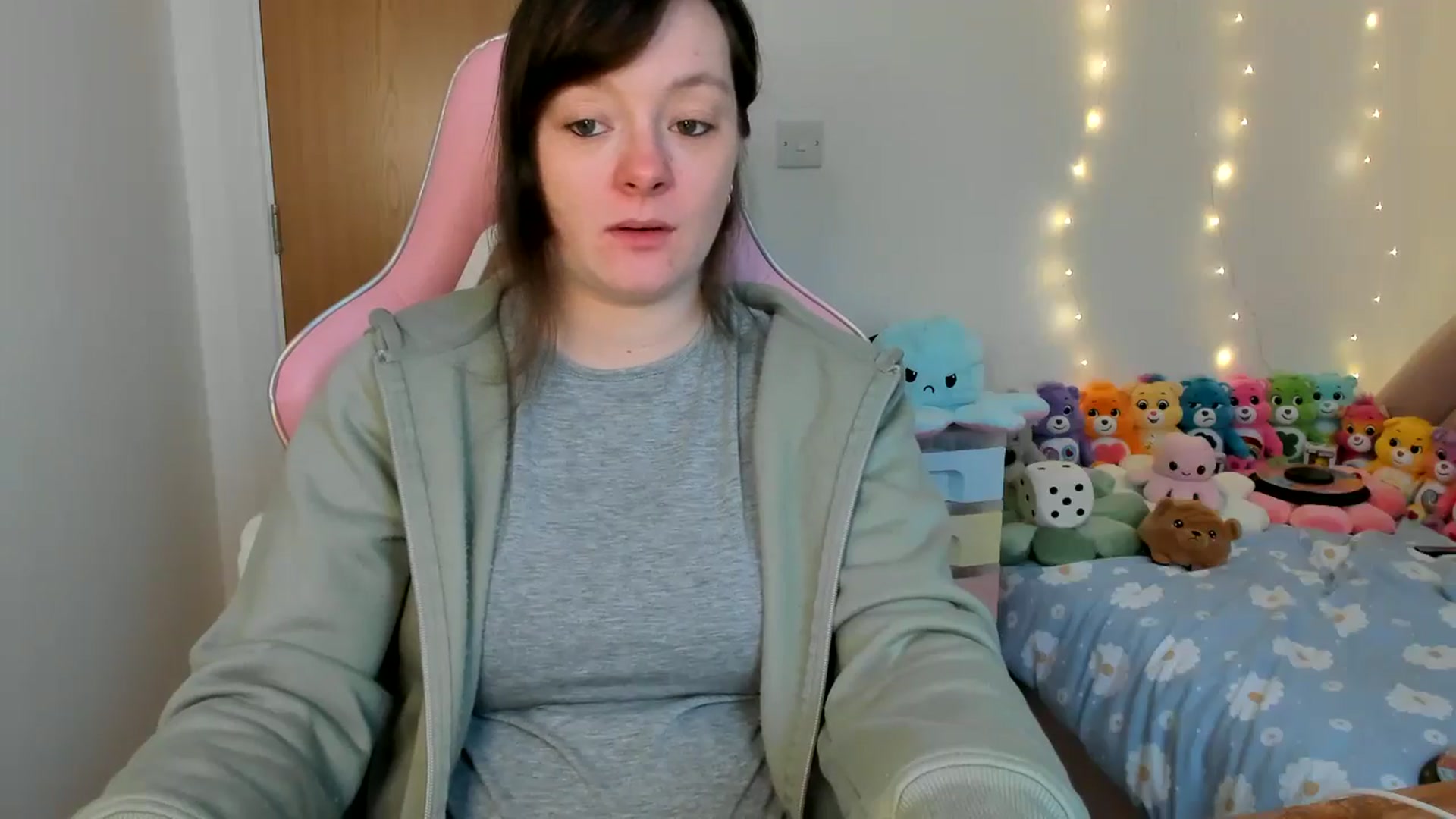 Gallery image thumbnail from JessieBear_'s myfreecams stream on, 01/28/2025, 16:14 image 11 of 20