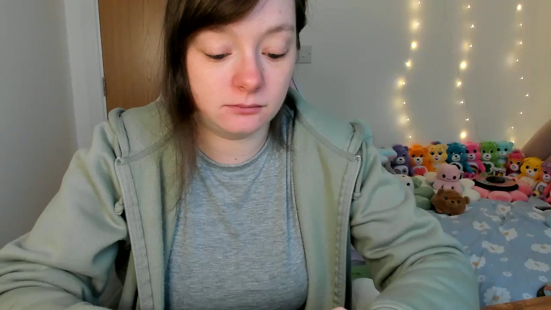 Gallery image thumbnail from JessieBear_'s myfreecams stream on, 01/28/2025, 16:14 image 6 of 20