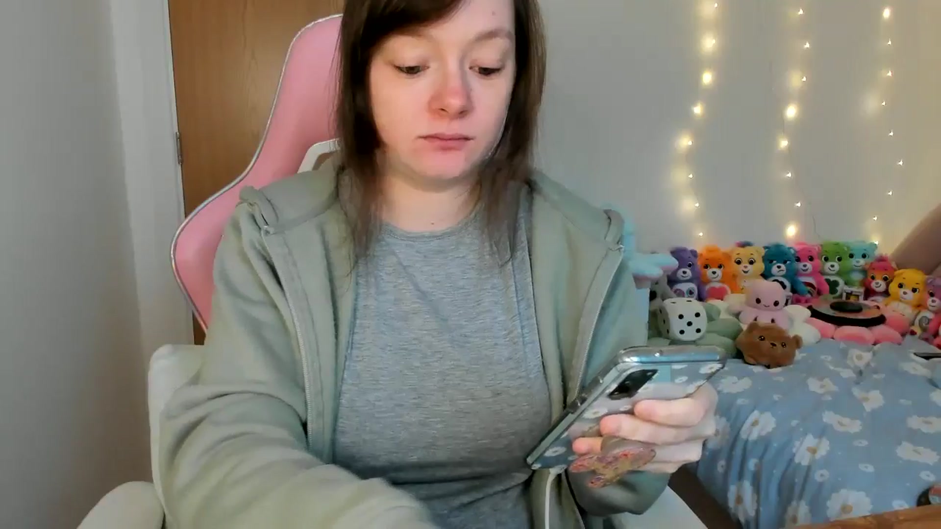 Gallery image thumbnail from JessieBear_'s myfreecams stream on, 01/28/2025, 16:14 image 2 of 20