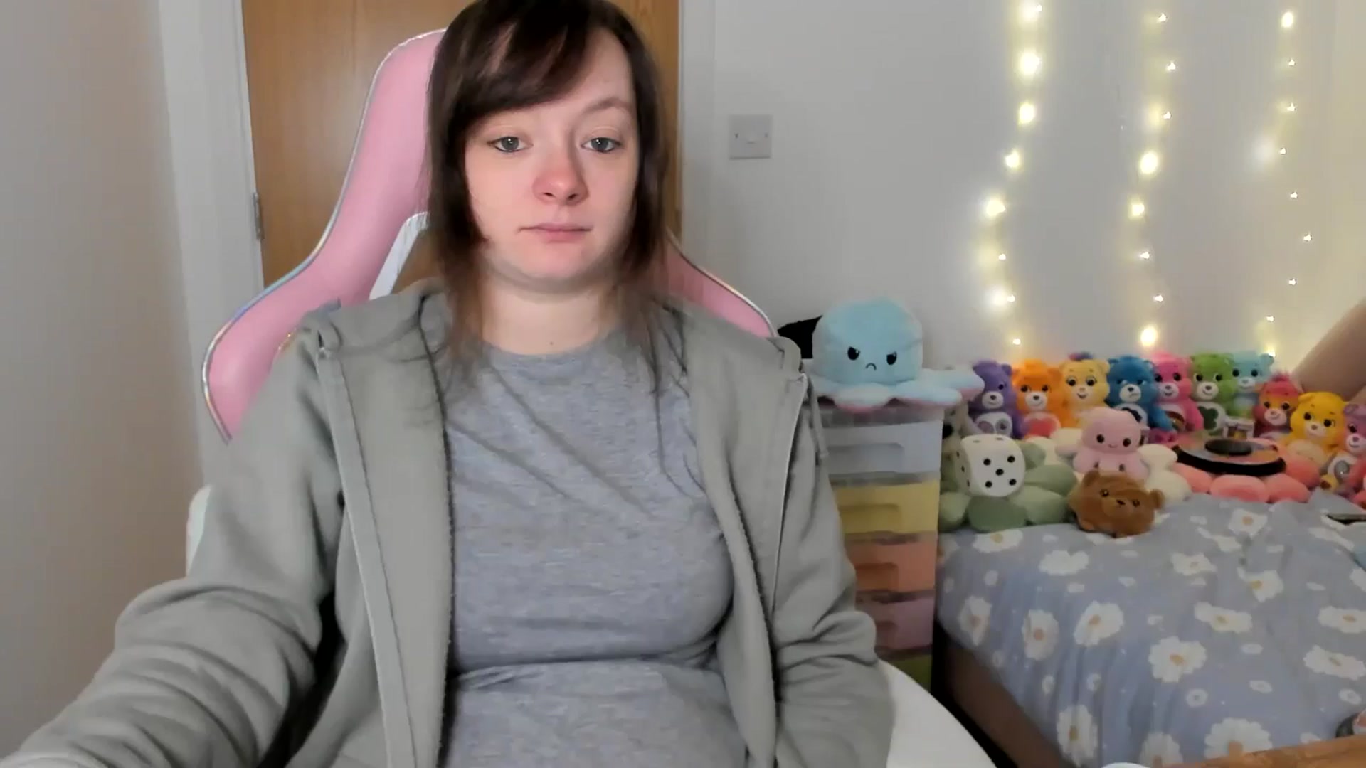 Gallery image thumbnail from JessieBear_'s myfreecams stream on, 01/28/2025, 17:36 image 7 of 20