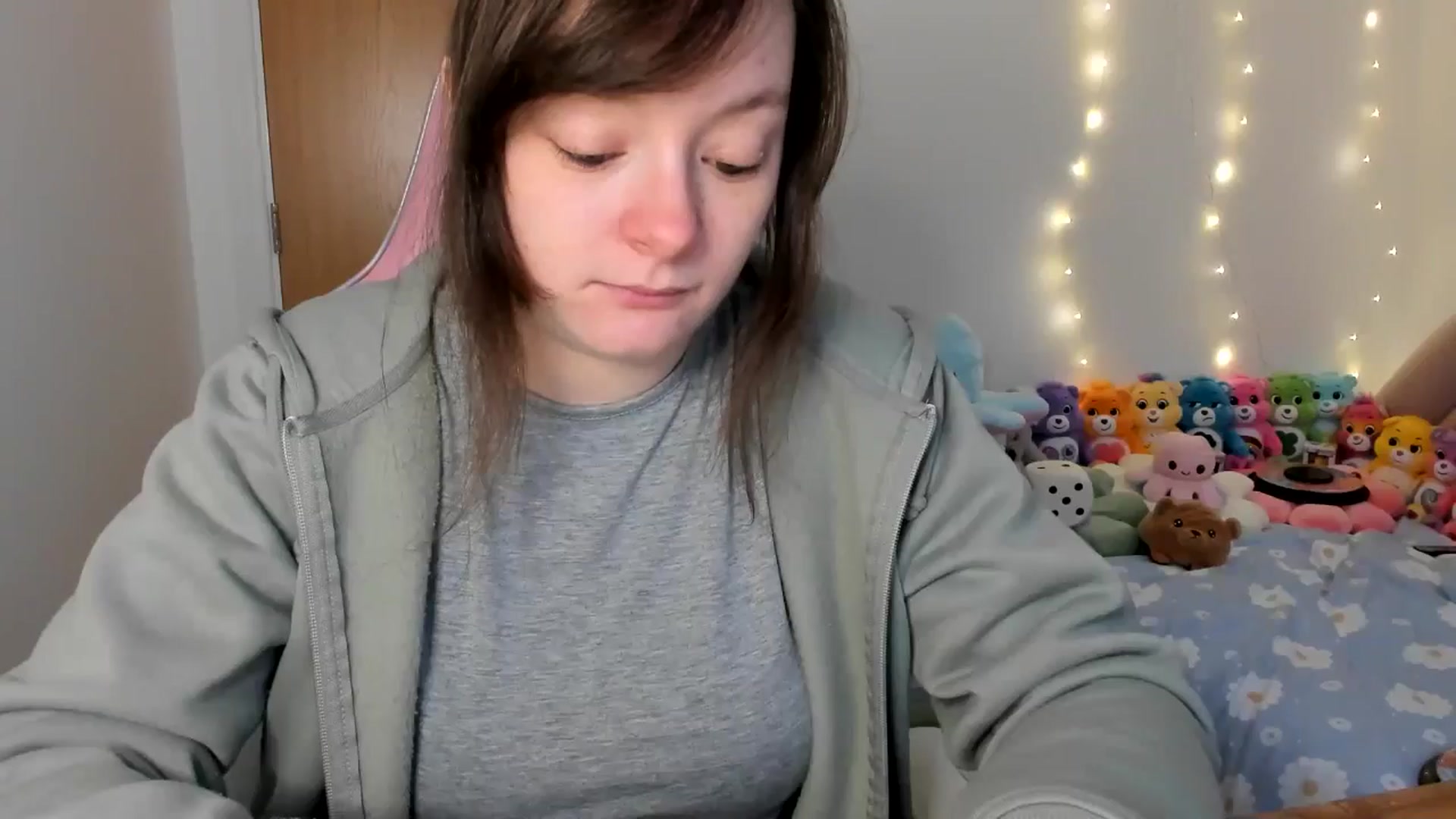 Gallery image thumbnail from JessieBear_'s myfreecams stream on, 01/28/2025, 17:36 image 4 of 20