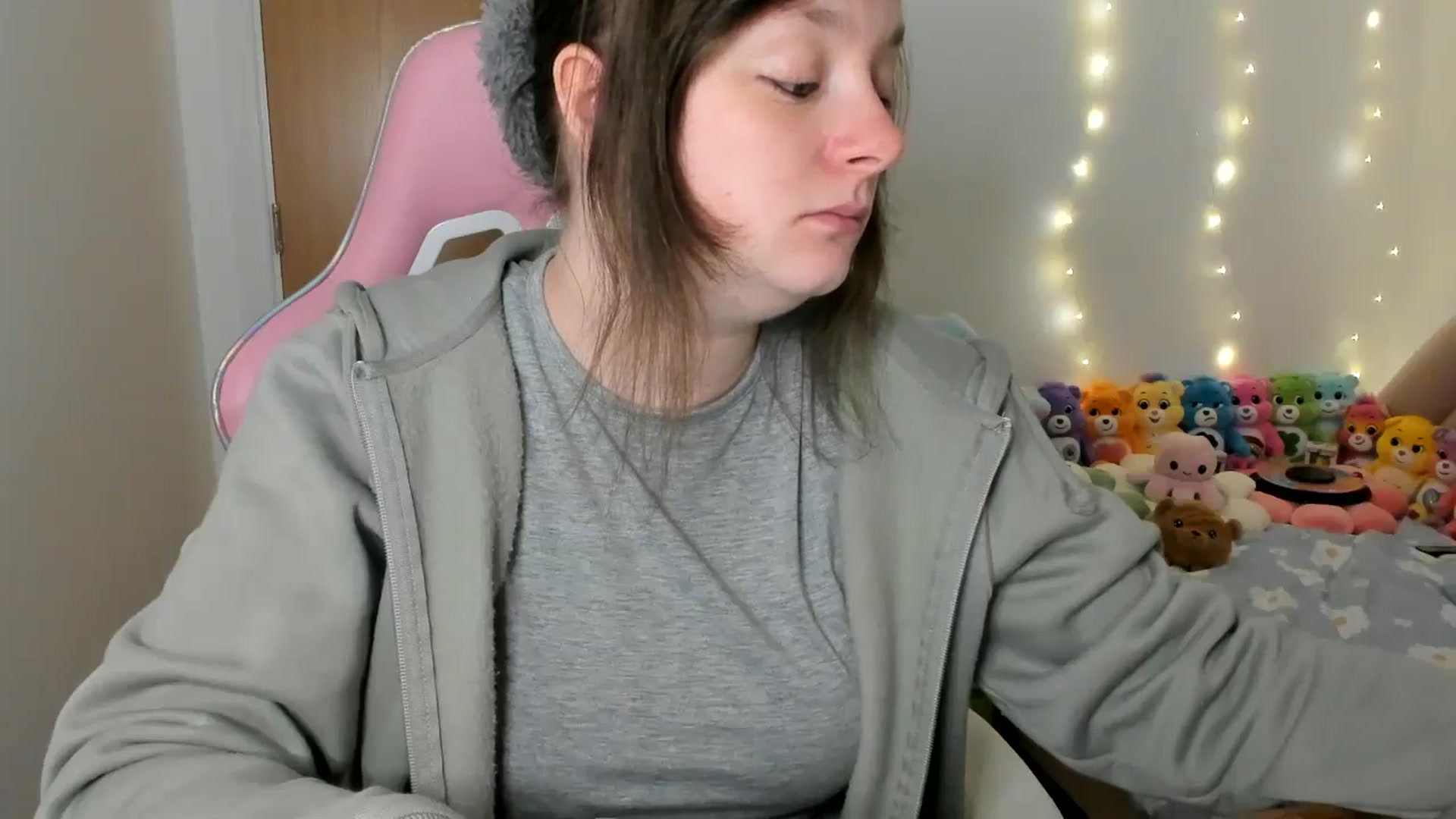 Gallery image thumbnail from JessieBear_'s myfreecams stream on, 01/28/2025, 17:36 image 19 of 20