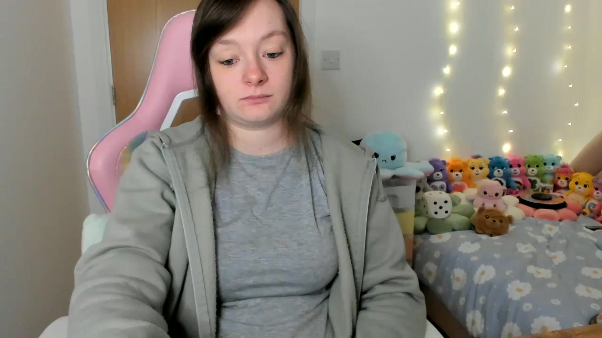 Gallery image thumbnail from JessieBear_'s myfreecams stream on, 01/28/2025, 17:54 image 1 of 20