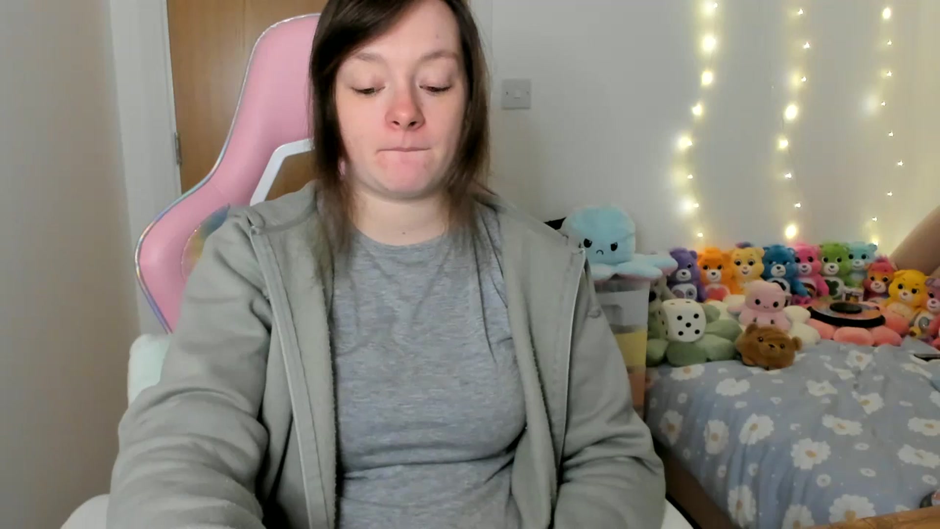 Gallery image thumbnail from JessieBear_'s myfreecams stream on, 01/28/2025, 17:54 image 2 of 20