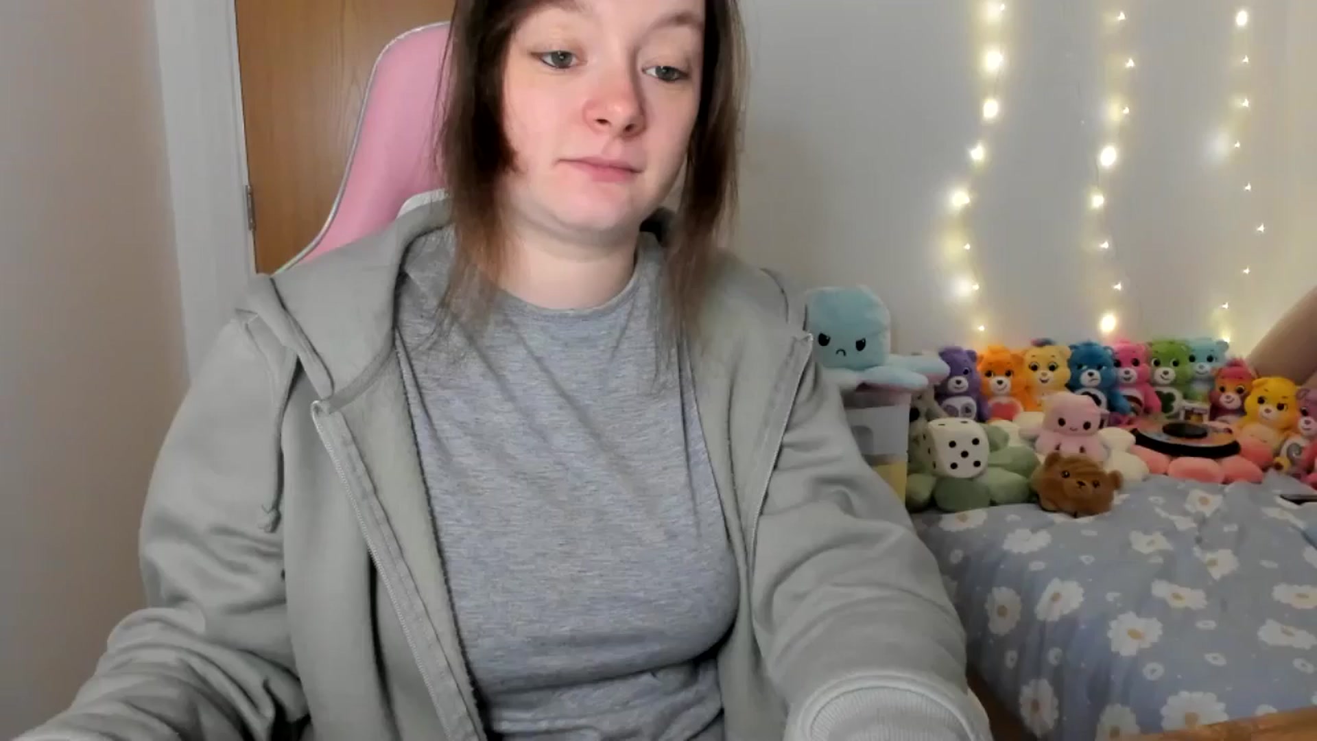Gallery image thumbnail from JessieBear_'s myfreecams stream on, 01/28/2025, 17:54 image 11 of 20